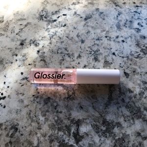 Sold🦋 Glossier lipgloss